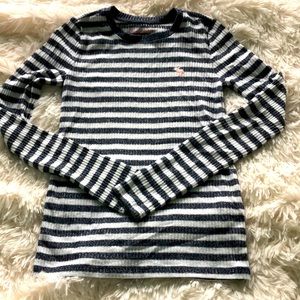 Abercrombie Kids size 11/12 long sleeved top
